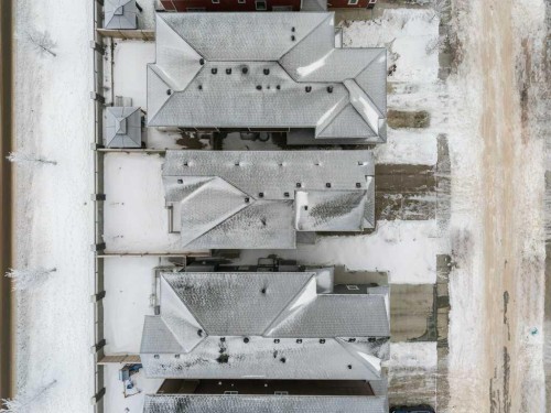 102 Creekside Way Sw, Calgary, AB - Outdoor