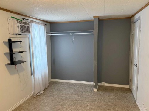 223 2 Street North, Vulcan, AB - Indoor