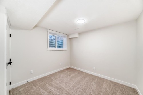 100 Beddington Circle Ne, Calgary, AB - Indoor Photo Showing Other Room