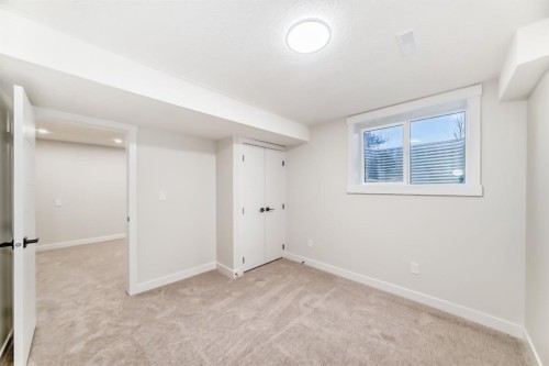 100 Beddington Circle Ne, Calgary, AB - Indoor Photo Showing Other Room