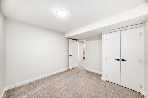 100 Beddington Circle Ne, Calgary, AB - Indoor Photo Showing Other Room