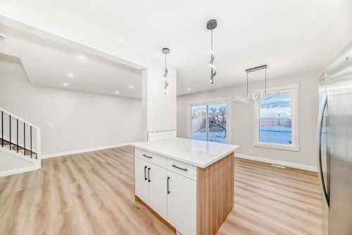 100 Beddington Circle Ne, Calgary, AB - Indoor