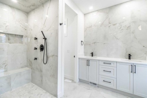 3513 42 Street Sw, Calgary, AB - Indoor Photo Showing Bathroom