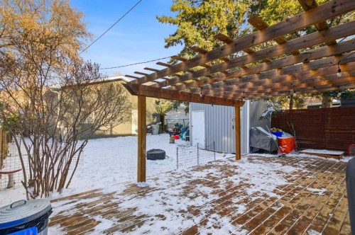 348 Powell Street, Cochrane, AB - Outdoor