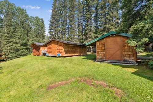 67 Bracken Point, Bragg Creek, AB - Outdoor