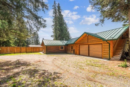 67 Bracken Point, Bragg Creek, AB - Outdoor