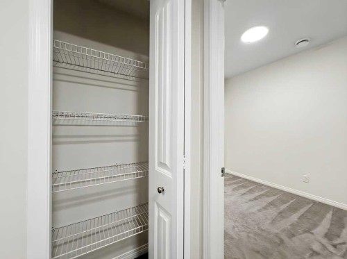 104 Masters Link Se, Calgary, AB - Indoor