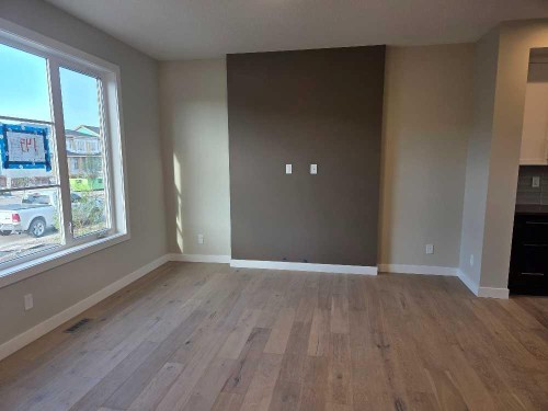 245 Cobblestone Gate Sw, Airdrie, AB - Indoor Photo Showing Other Room
