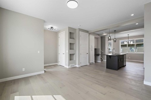 245 Cobblestone Gate Sw, Airdrie, AB - Indoor