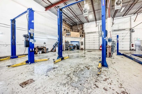 3505 32 Street Ne, Calgary, AB 