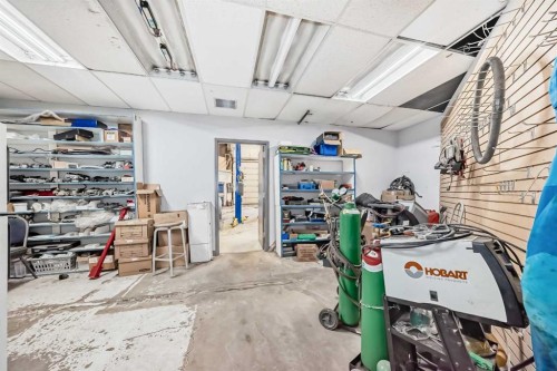 3505 32 Street Ne, Calgary, AB 