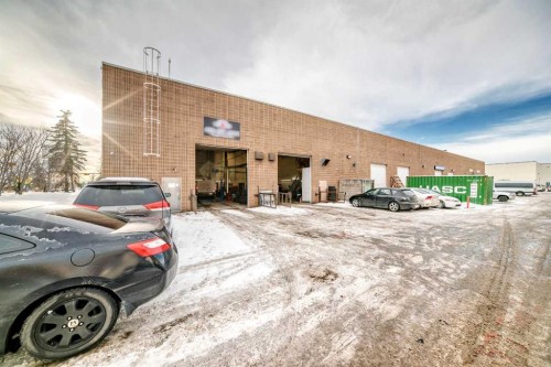 3505 32 Street Ne, Calgary, AB 