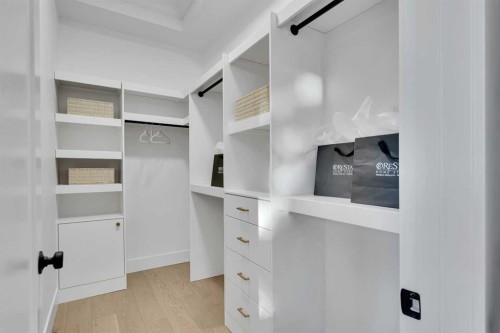 20 Roselake Street Nw, Calgary, AB - Indoor With Storage