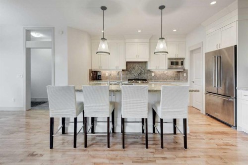 1410 26A Street Sw, Calgary, AB - Indoor