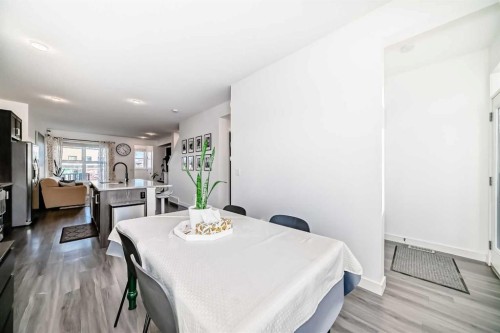 9053 46 Street Ne, Calgary, AB - Indoor Photo Showing Dining Room