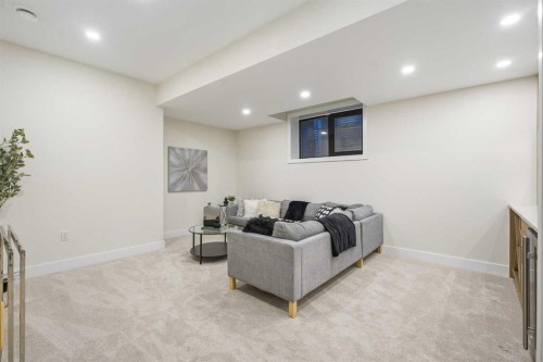 114 7 Avenue Nw, Calgary, AB 