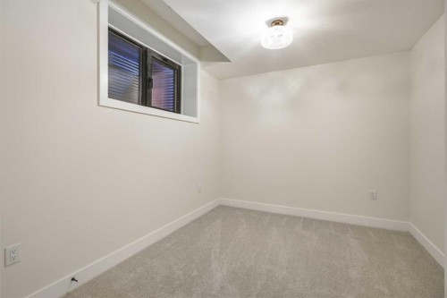 114 7 Avenue Nw, Calgary, AB 