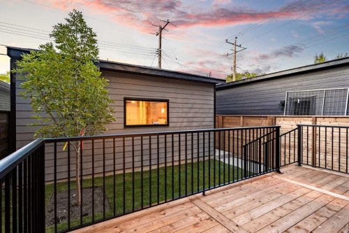 114 7 Avenue Nw, Calgary, AB 