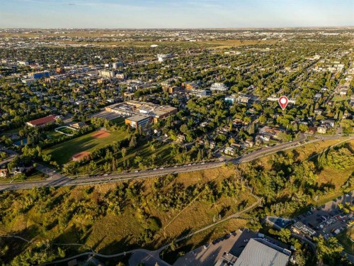 114 7 Avenue Nw, Calgary, AB 