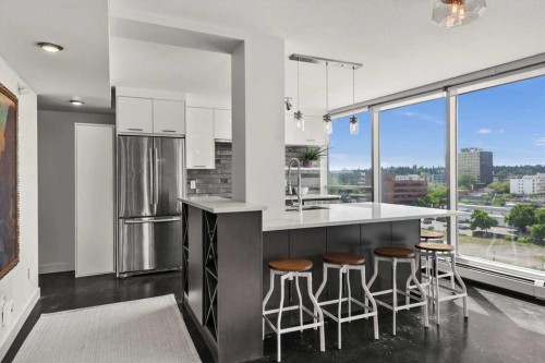 909-188 15 Avenue Sw, Calgary, AB - Indoor Photo Showing Kitchen With Stainless Steel Kitchen With Upgraded Kitchen