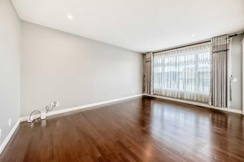 88 Nolanhurst Crescent Nw, Calgary, AB - Indoor Photo Showing Other Room