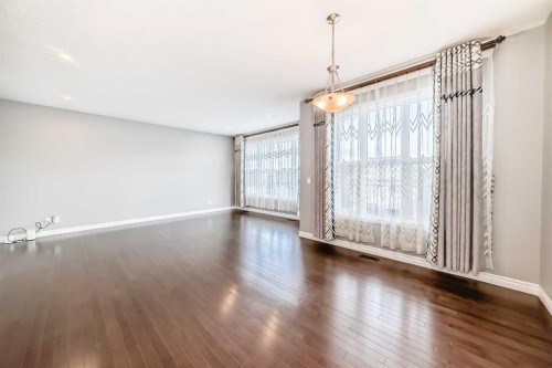 88 Nolanhurst Crescent Nw, Calgary, AB - Indoor Photo Showing Other Room