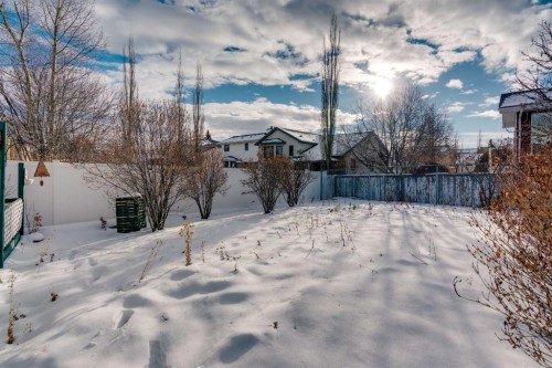 12 Hawkland Crescent Nw, Calgary, AB - Outdoor