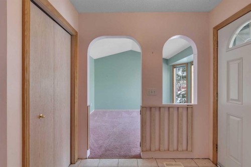 12 Hawkland Crescent Nw, Calgary, AB - Indoor Photo Showing Other Room