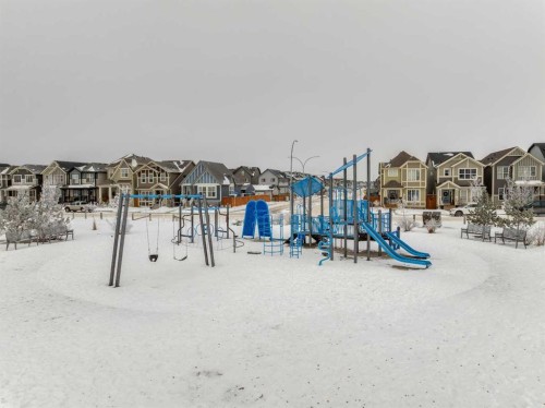 98 Magnolia Square Se, Calgary, AB - Outdoor