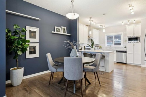 98 Magnolia Square Se, Calgary, AB - Indoor