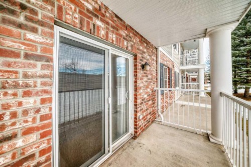 5103-69 Country Village Manor Ne, Calgary, AB - Outdoor
