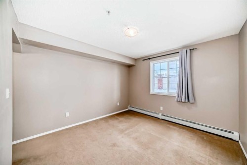 5103-69 Country Village Manor Ne, Calgary, AB - Indoor Photo Showing Other Room