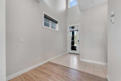 34 Sage Bluff Heights Nw, Calgary, AB - Indoor Photo Showing Other Room