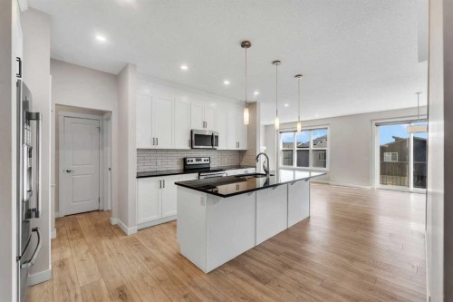 34 Sage Bluff Heights Nw, Calgary, AB - Indoor Photo Showing Kitchen With Stainless Steel Kitchen With Upgraded Kitchen