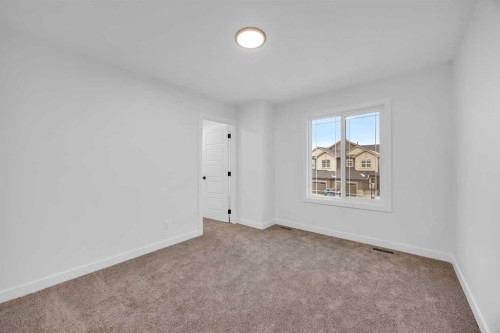 739 Langley Terrace Se, Airdrie, AB - Indoor Photo Showing Other Room