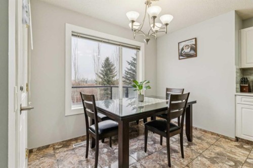 206 Bridlecreek Green Sw, Calgary, AB - Indoor Photo Showing Dining Room
