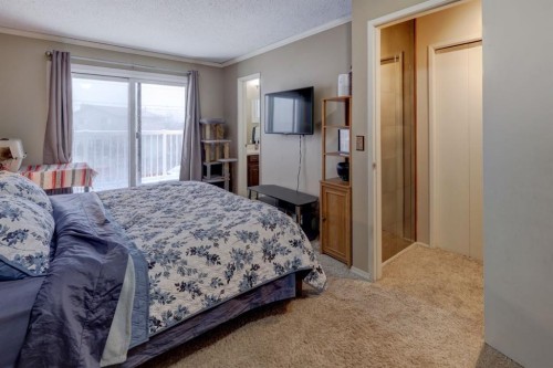 136 Templeby Place Ne, Calgary, AB - Indoor Photo Showing Bedroom