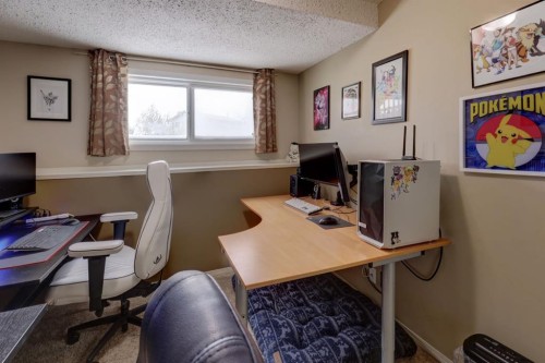 136 Templeby Place Ne, Calgary, AB - Indoor Photo Showing Office