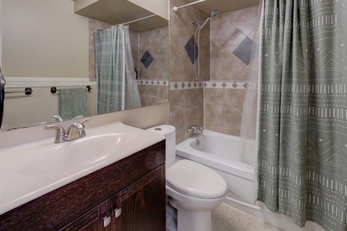 136 Templeby Place Ne, Calgary, AB - Indoor Photo Showing Bedroom