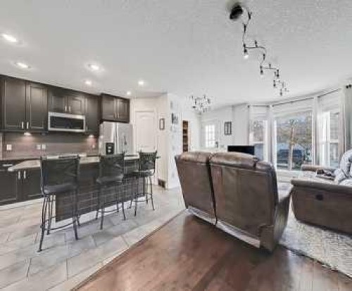 7 Prestwick Crescent Se, Calgary, AB - Indoor