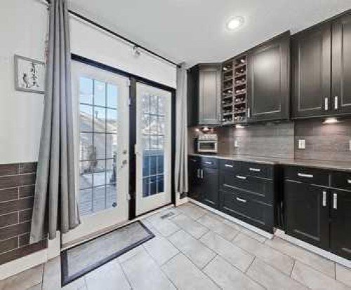 7 Prestwick Crescent Se, Calgary, AB - Indoor