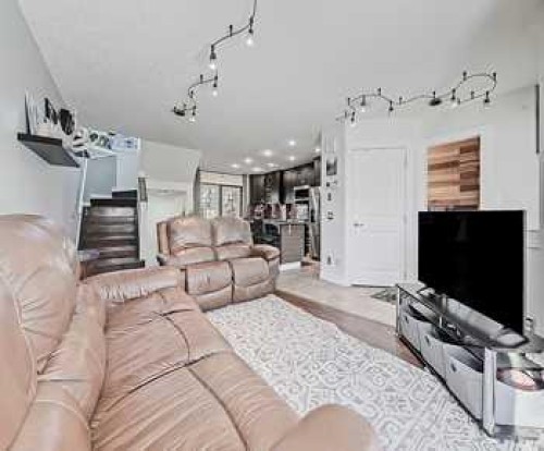 7 Prestwick Crescent Se, Calgary, AB - Indoor Photo Showing Living Room
