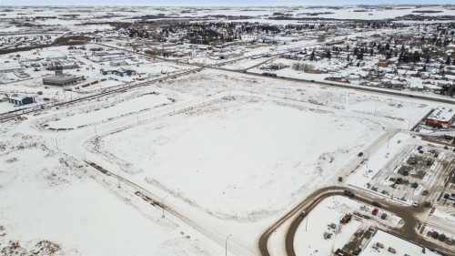 1000 Shantz Drive, Didsbury, AB 