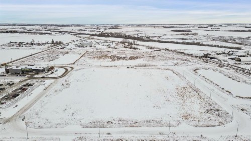 1200 Shantz Drive, Didsbury, AB 