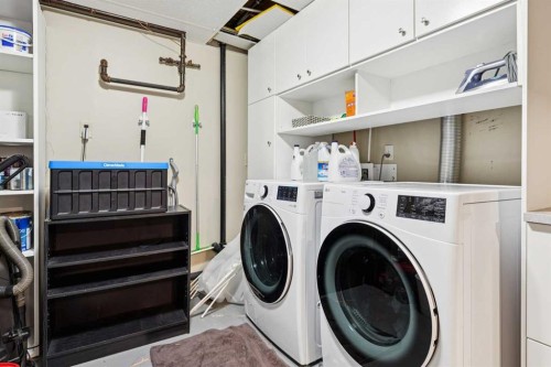 412 88 Avenue Se, Calgary, AB - Indoor Photo Showing Laundry Room