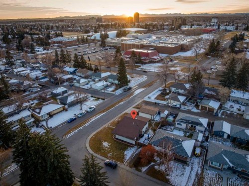 412 88 Avenue Se, Calgary, AB - Outdoor With View