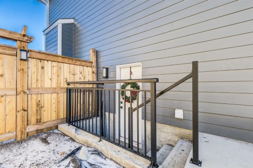 714 Mandalay Link, Carstairs, AB - Outdoor With Exterior