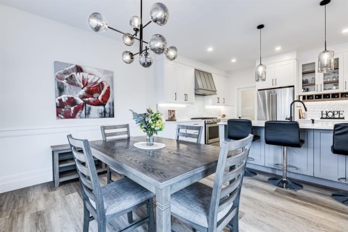 714 Mandalay Link, Carstairs, AB - Indoor Photo Showing Dining Room