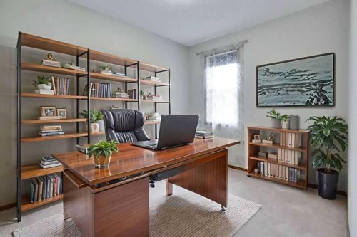 117 Walden Square Se, Calgary, AB - Indoor Photo Showing Office