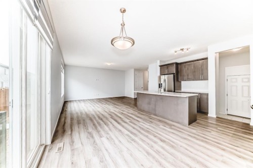 140 Carringham Road Nw, Calgary, AB 